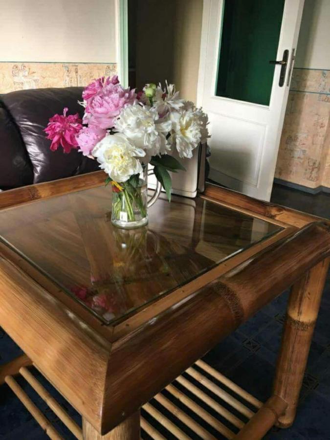 Sunny 1 Bedroom Apartment In Centre Of Рига Экстерьер фото